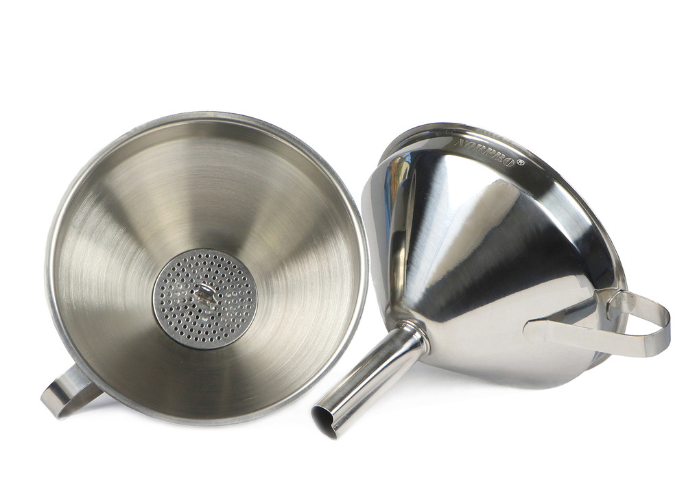 Funnel_with_Strainer_19-22-01__00245.1591985711