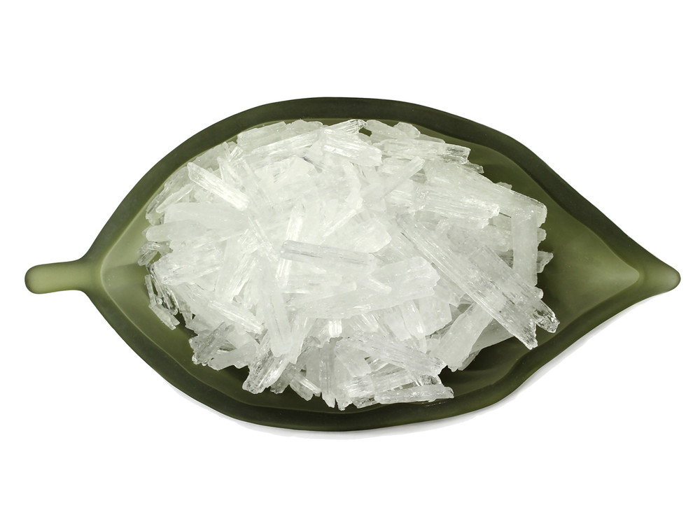 Menthol_Crystals_2018-02-07__79656.1590530892